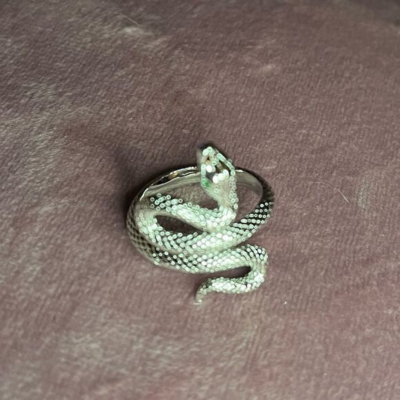 The Green Eyed Serpent Ring in 925 silver - Picture 5 of 12